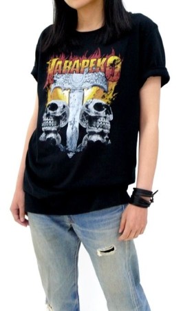 コスパ、ワンフェス2012夏にてソーシャルゲーム「アイドルマスター ミリオンライブ！」に登場する「“HARAPEKO”Tシャツ」の実物を販売4