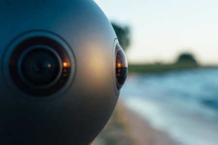Nokia、VRコンテンツ用カメラ「OZO」を発表