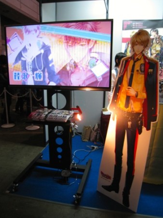 【TGS2015】3D化されたイケメンが迫ってくる　エイタロウソフトが乙女ゲーム「マフィアモーレ☆」のVRデモを展示中