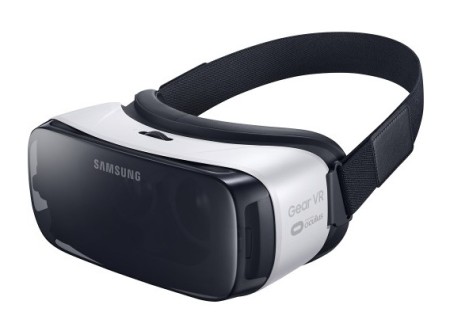 サムスン、VRヘッドマウントディスプレイ「Gear VR」の一般向けモデルの予約受付を開始　価格は99.99ドル
