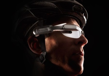 Garmin、CES 2016にてサイクリスト向けのARウェアラブルデバイス「Varia Vision」を発表
