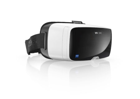 カールツァイス、スマホ対応型VRヘッドセット 「ZEISS VR ONE Plus」を12/9に発売