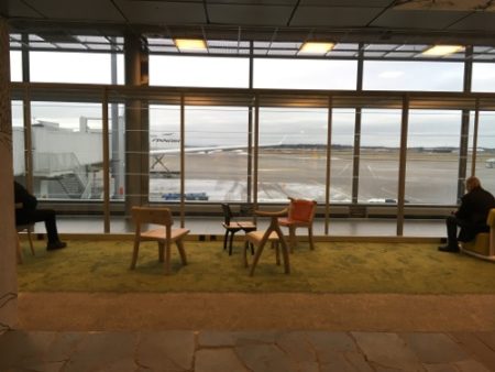 【レポート】フィンランドのヴァンター国際空港で世界中の旅人と本を交換しよう