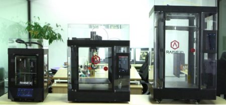 日本3Dプリンター、大型造型物が出力可能な液晶ディスプレイ搭載3Dプリンタ「Raise3D」を発売