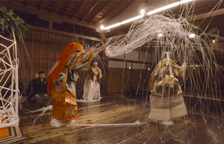 アルファコード、京都の能楽堂で公演された「土蜘蛛」を撮影したソフトバンクの5G実験用VRコンテンツを製作
